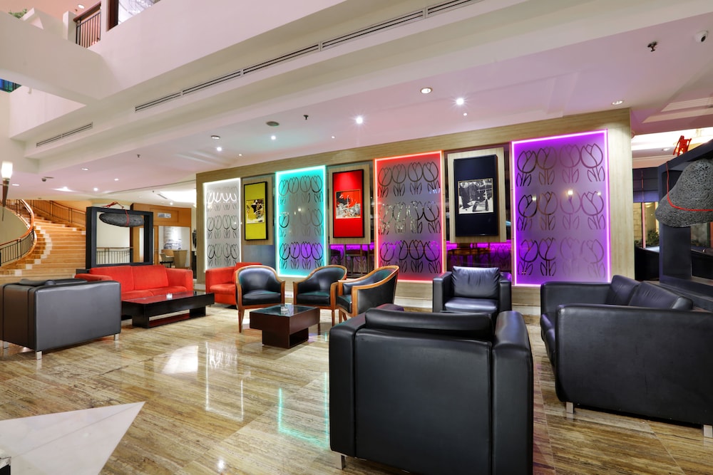 Hotel Grand Candi Semarang 51/71