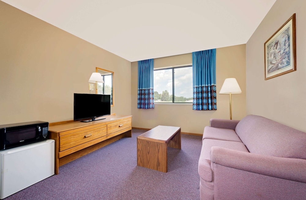 Super 8 by Wyndham Chariton 21/30