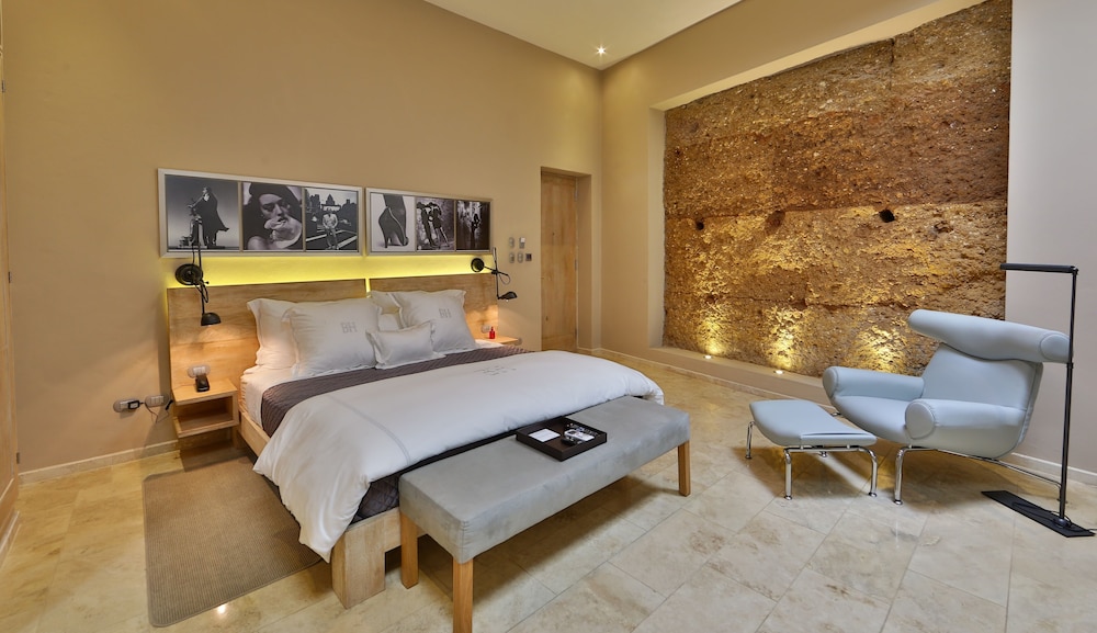 Billini Hotel 31/75
