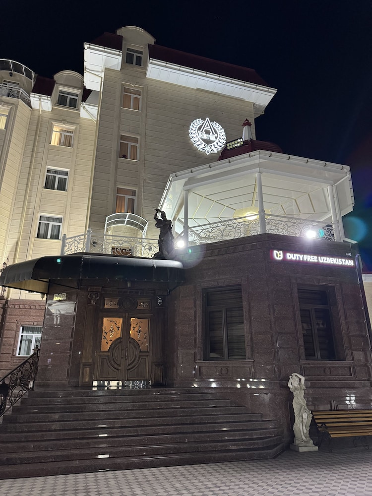 Alexander Hotel 1/38