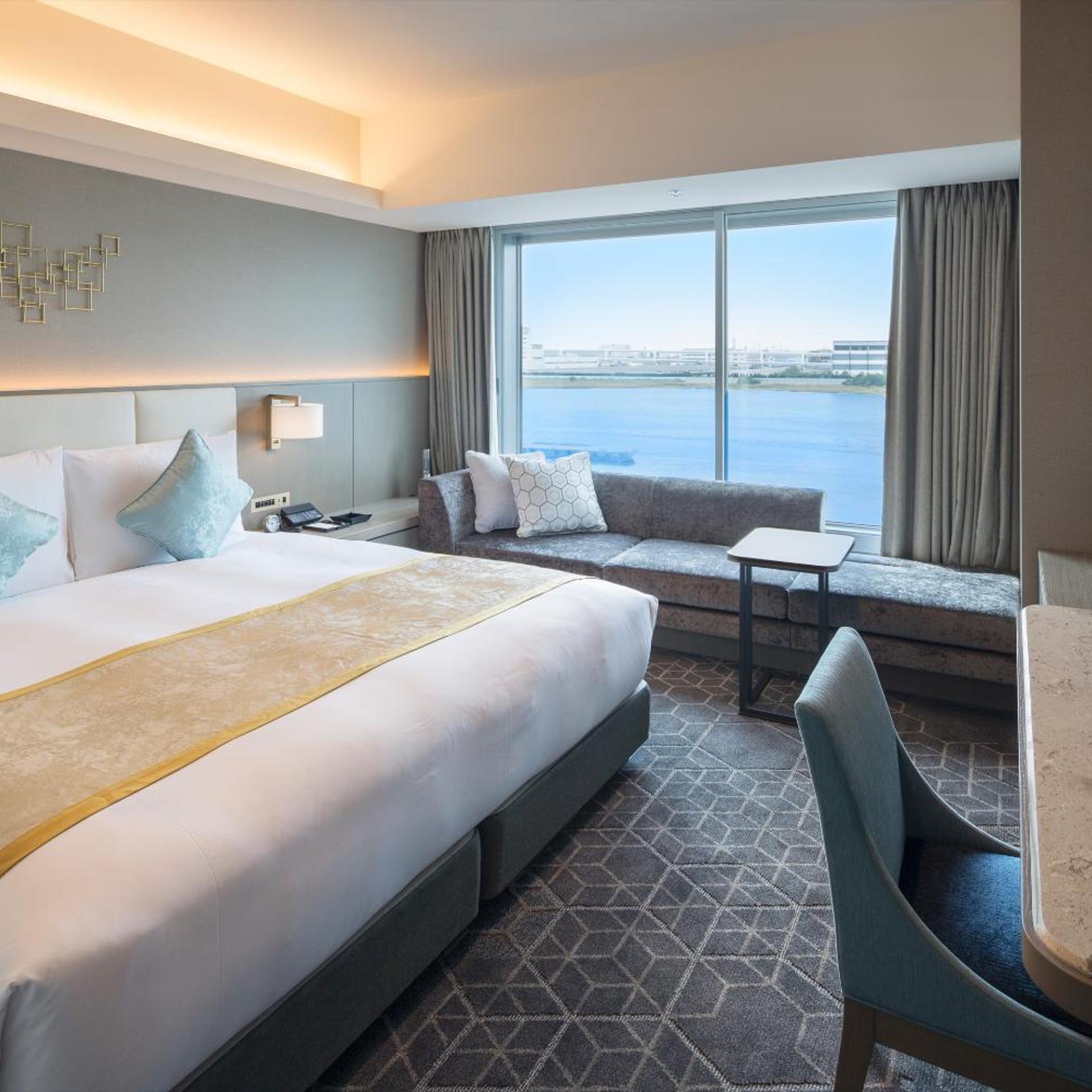 ADJOINING, DELUXE, KING BED, RIVER VIEW
