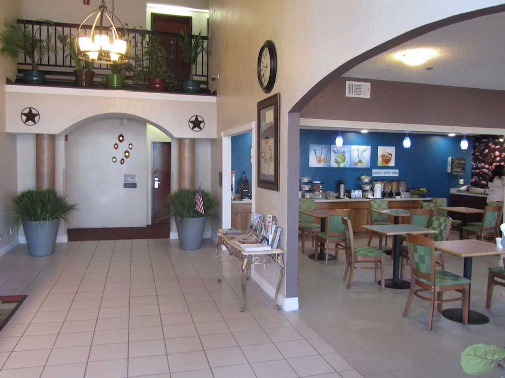 Executive Inn and Suites Wichita Falls 26/44