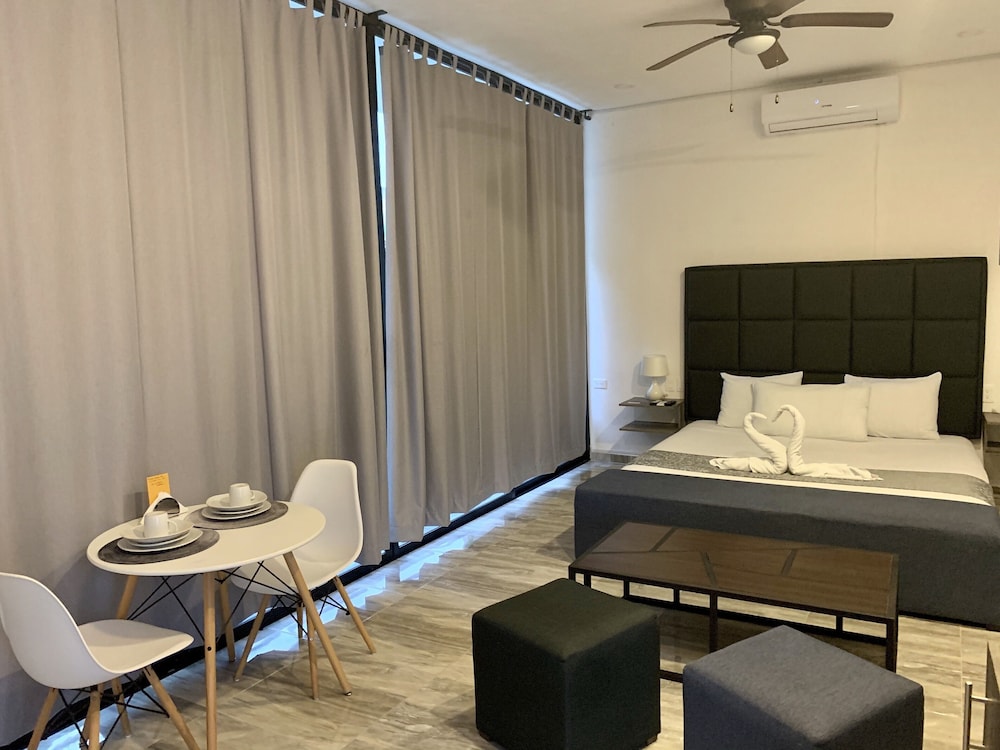 SILVERSANDS Hotel Boutique 5Th Ave 32/68