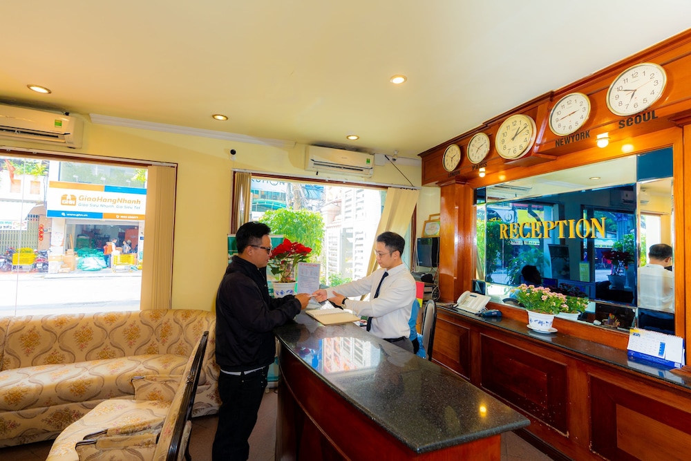 Hoang Ha Hotel 8/67