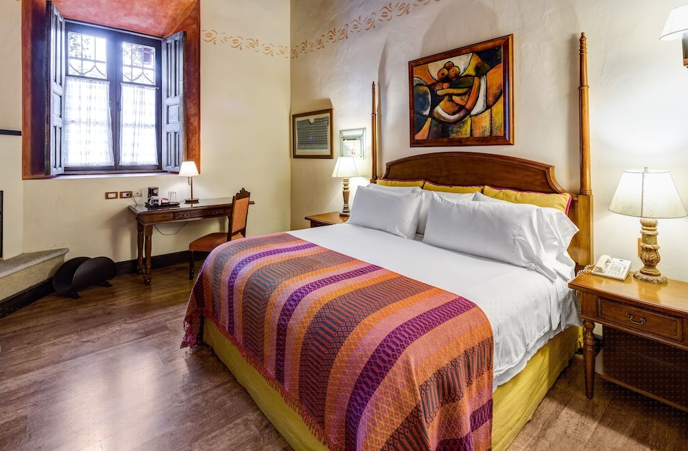 Porta Hotel Antigua 36/58