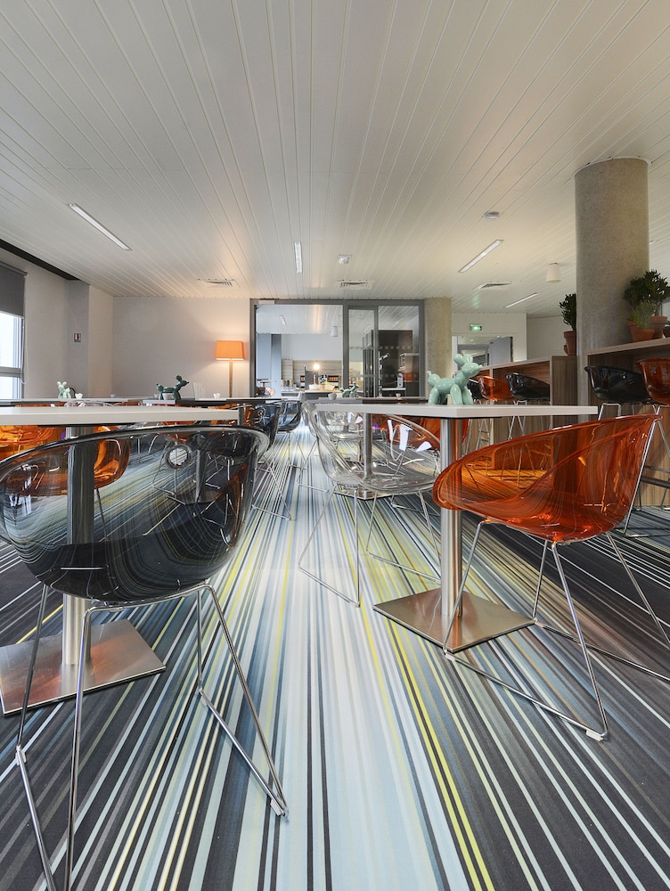 Hotel Lodge In Paris 13 25/50