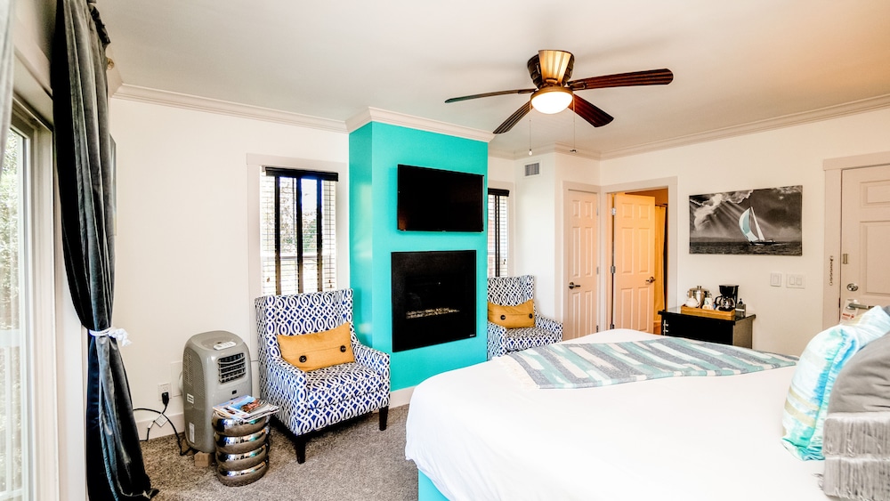 Regatta Inn 12/64
