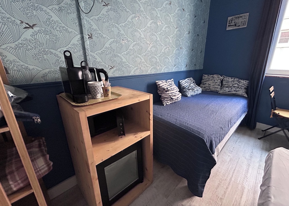 Hotel du petit baigneur 34/50