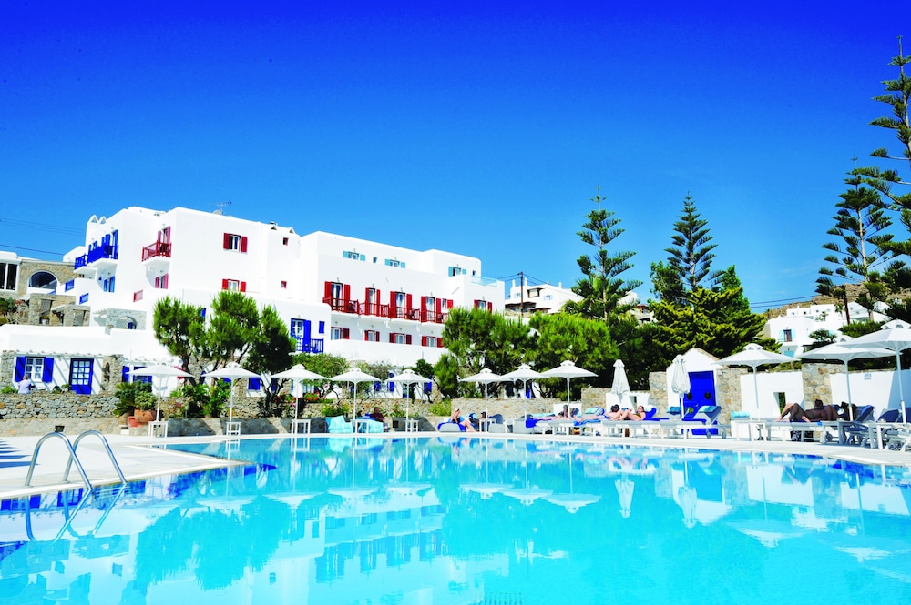 Kamari Hotel 64/73
