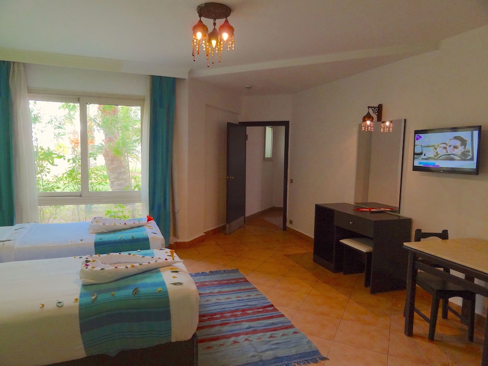 Naama Blue Hotel 33/50