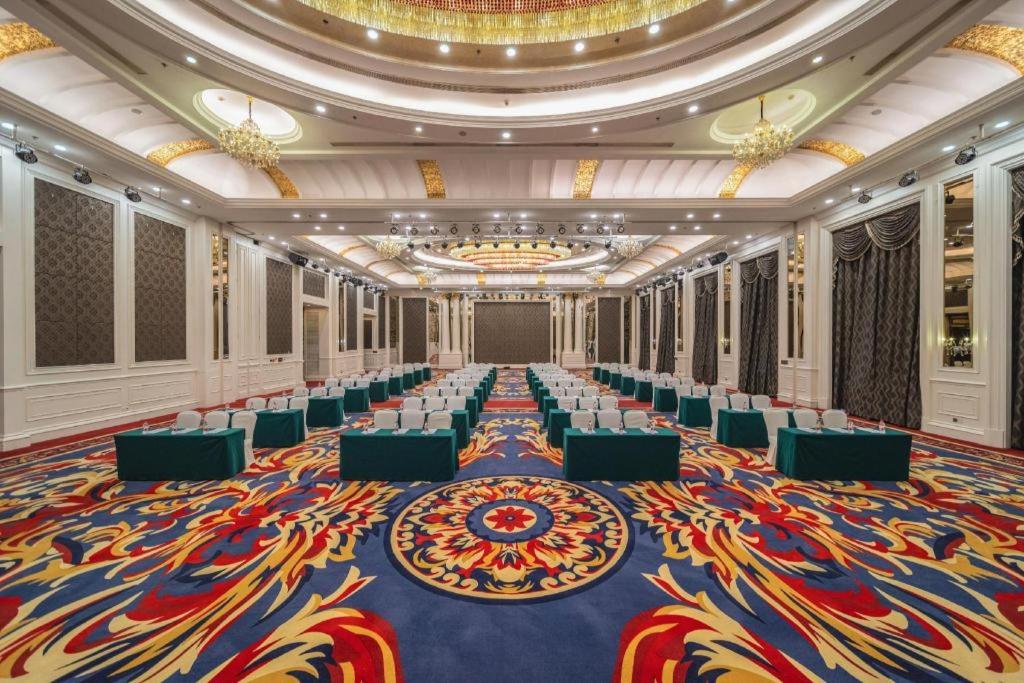Country Garden Phoenix City Hotel Jurong 41/42