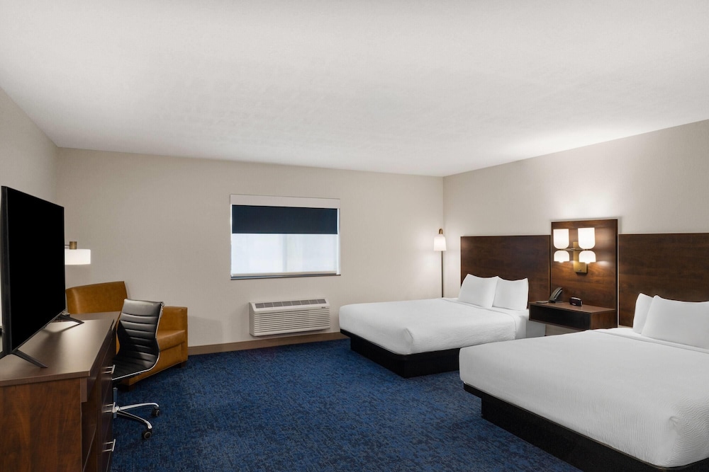 No, 2 Queen Beds, Accessible، Baymont By Wyndham Oacoma 2/3