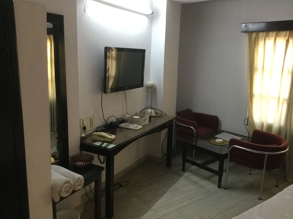 Mewar Inn 49/49