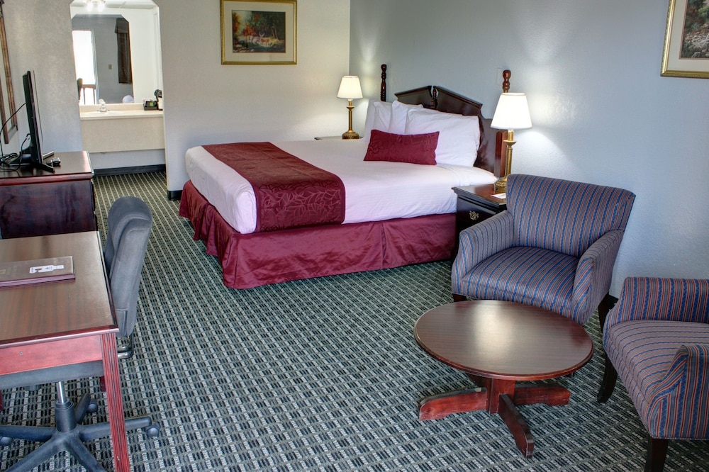 Baymont By Wyndham Grand Junction Hotel 26/35