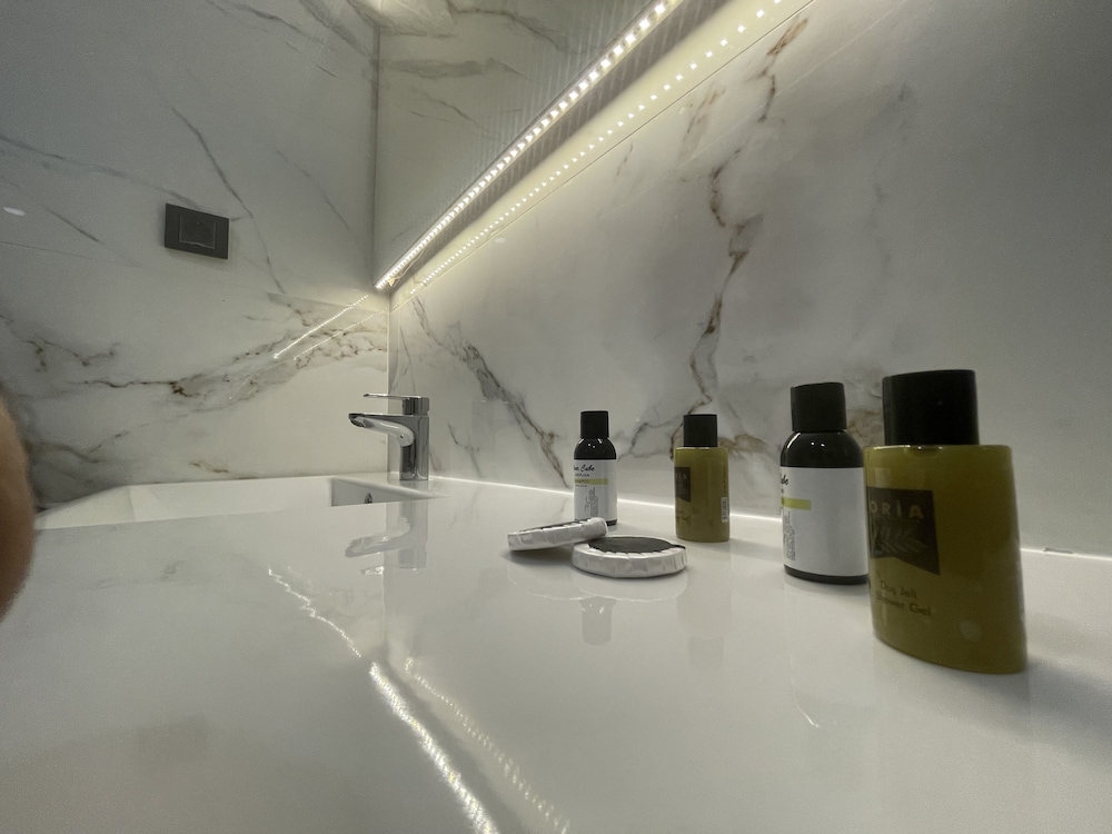Le Luxe Suites Hotel & Spa 39/50