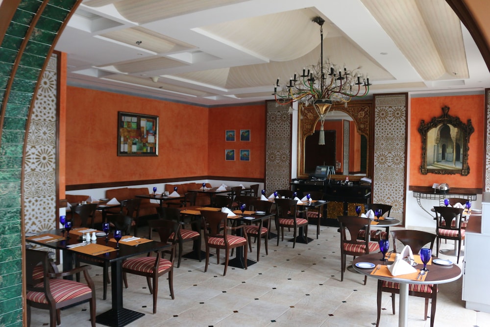 Elite Resort & Spa 56/73