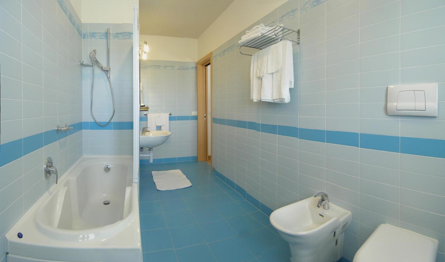 Hotel Bertha 50/50