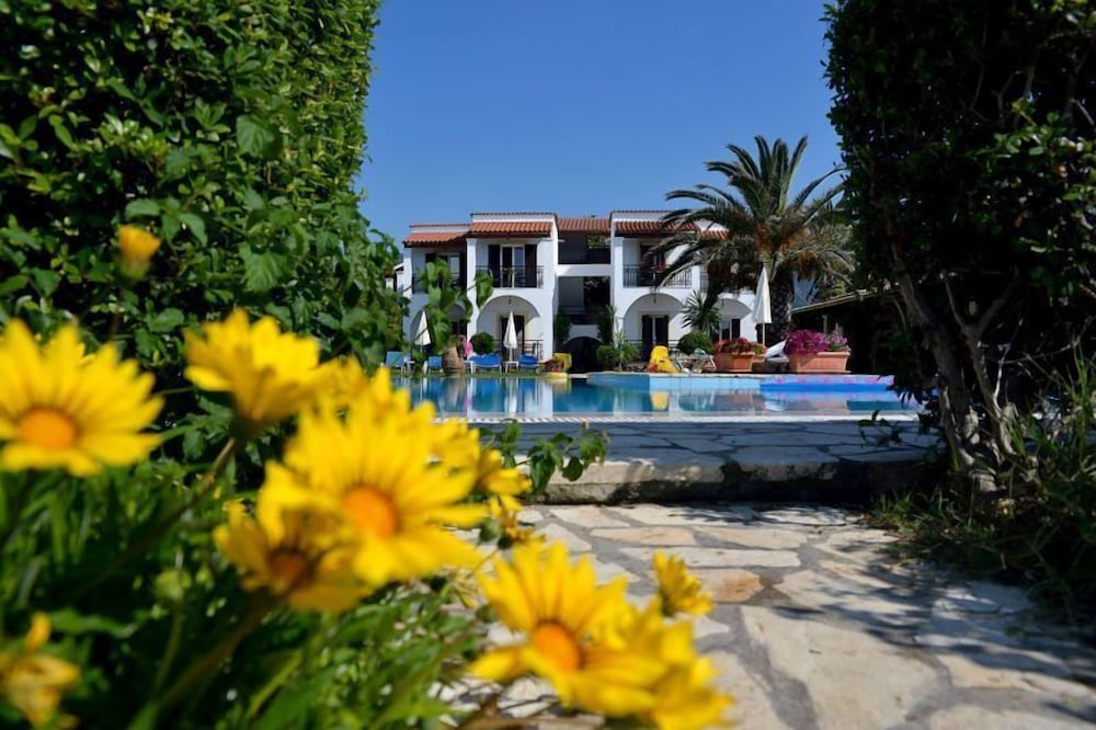 Filorian Hotel Apartments 40/50