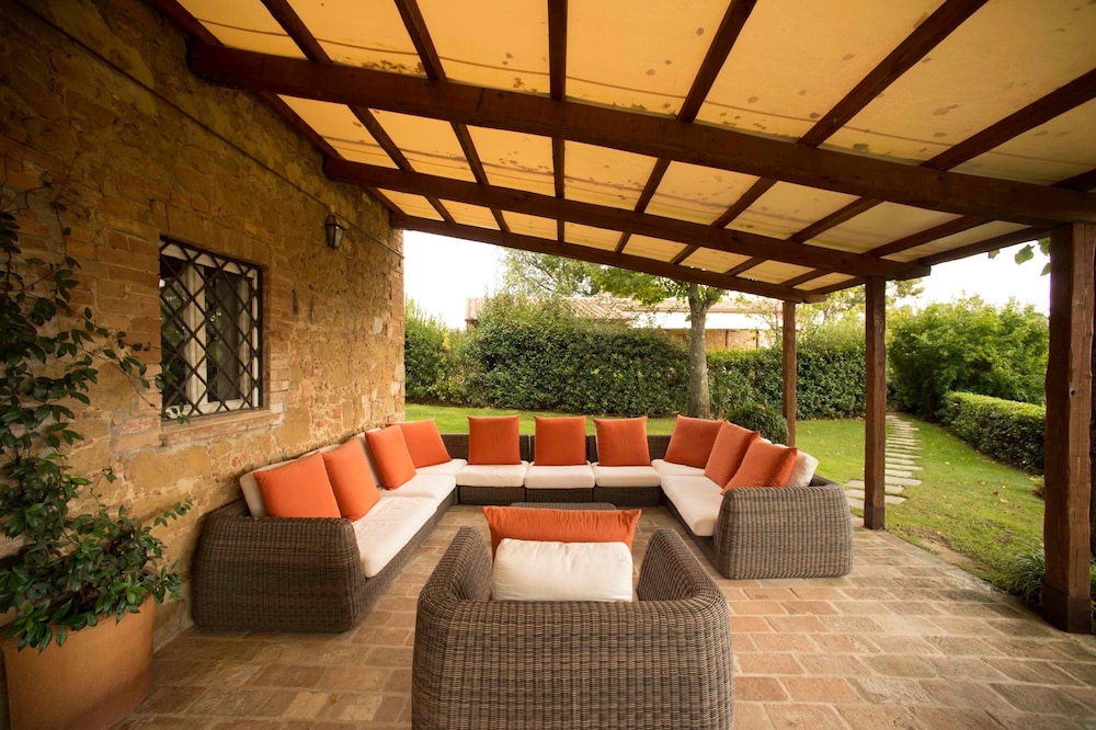 Tenuta Santo Pietro 21/50