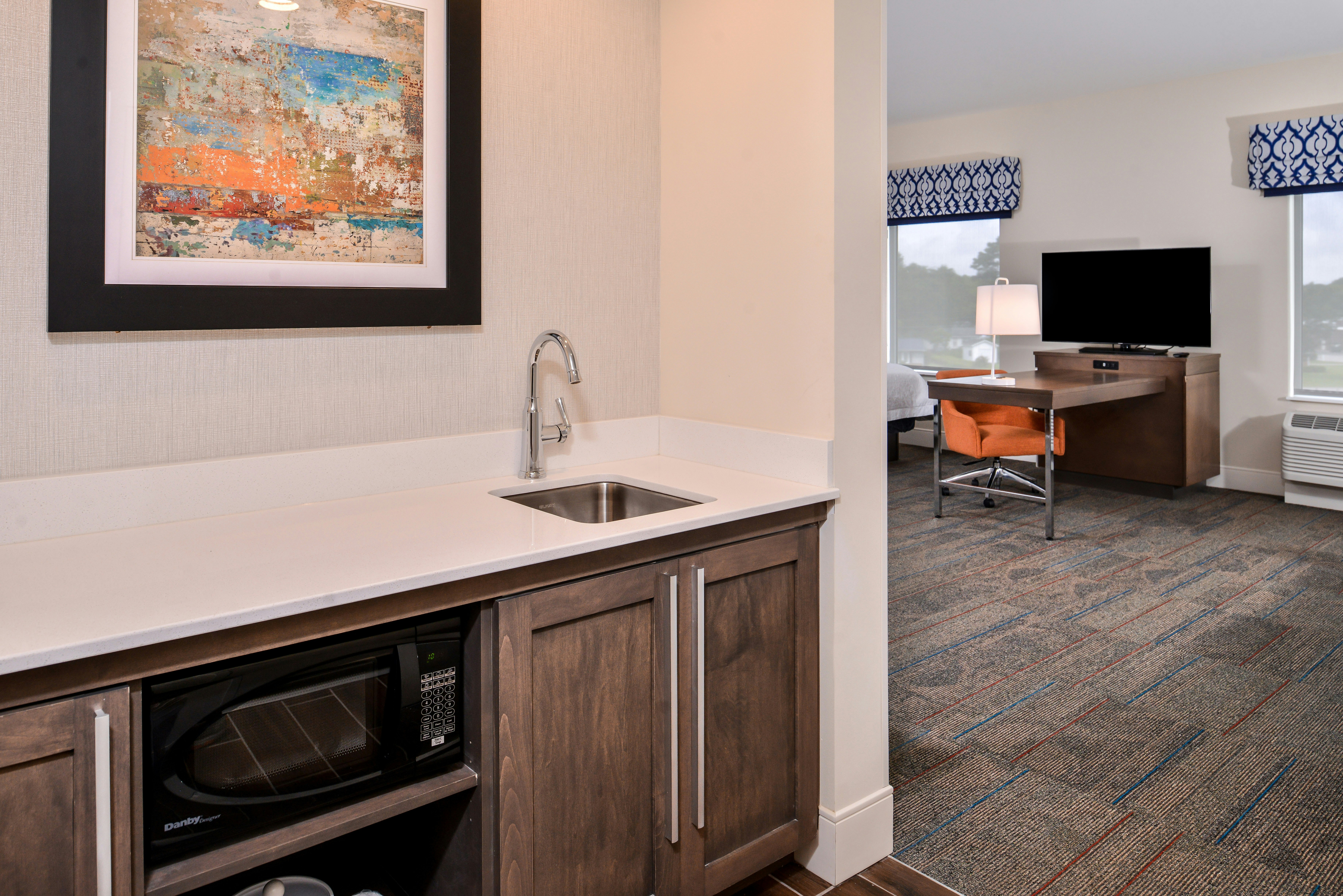 استوديو بسريرين كوين لذوي الإعاقة، Hampton Inn Benson Nc 4/4