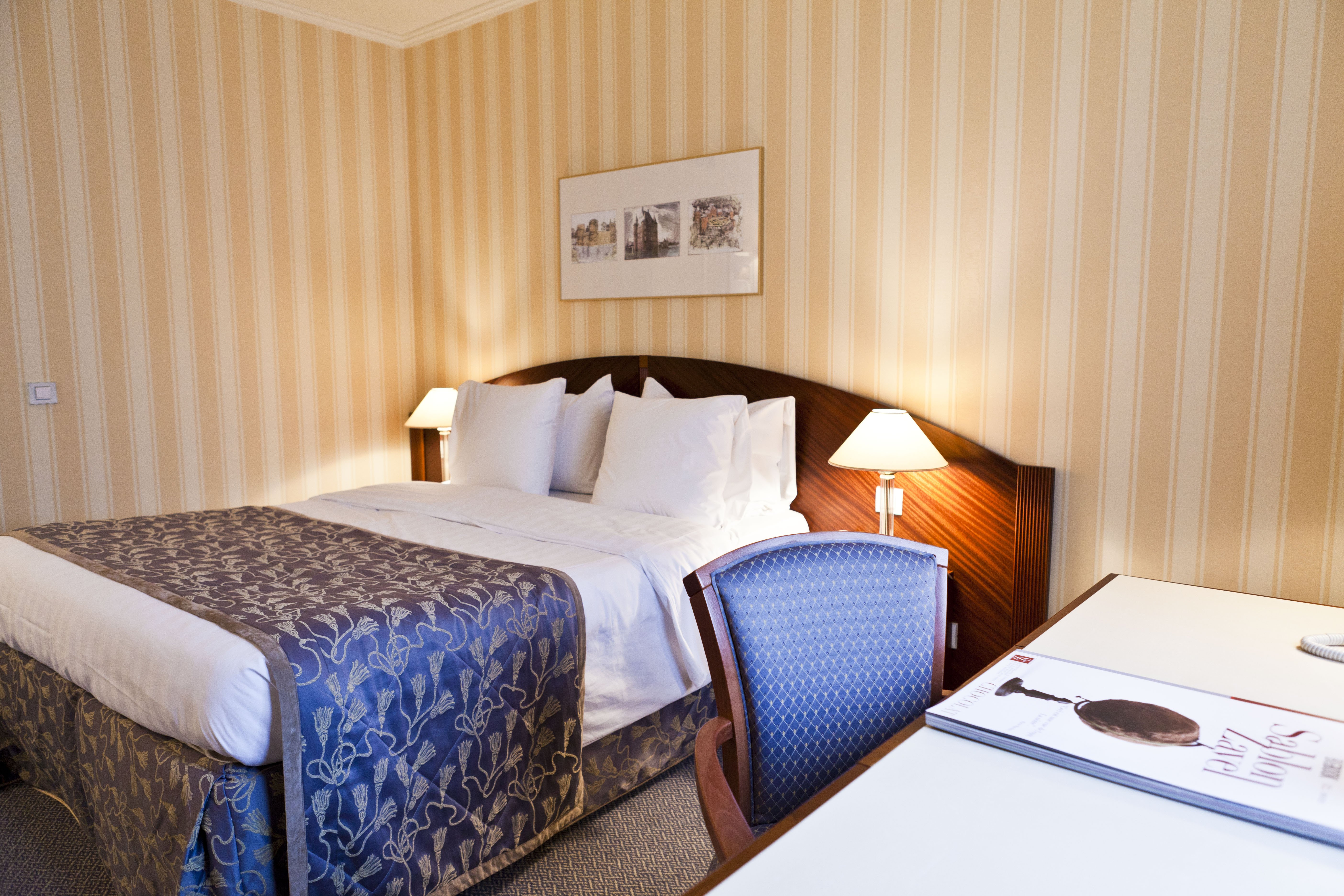Le Chatelain Brussels Hotel 8/29