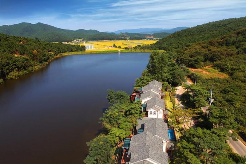 Gyeongju Lakeside Waltz Pension 14/22