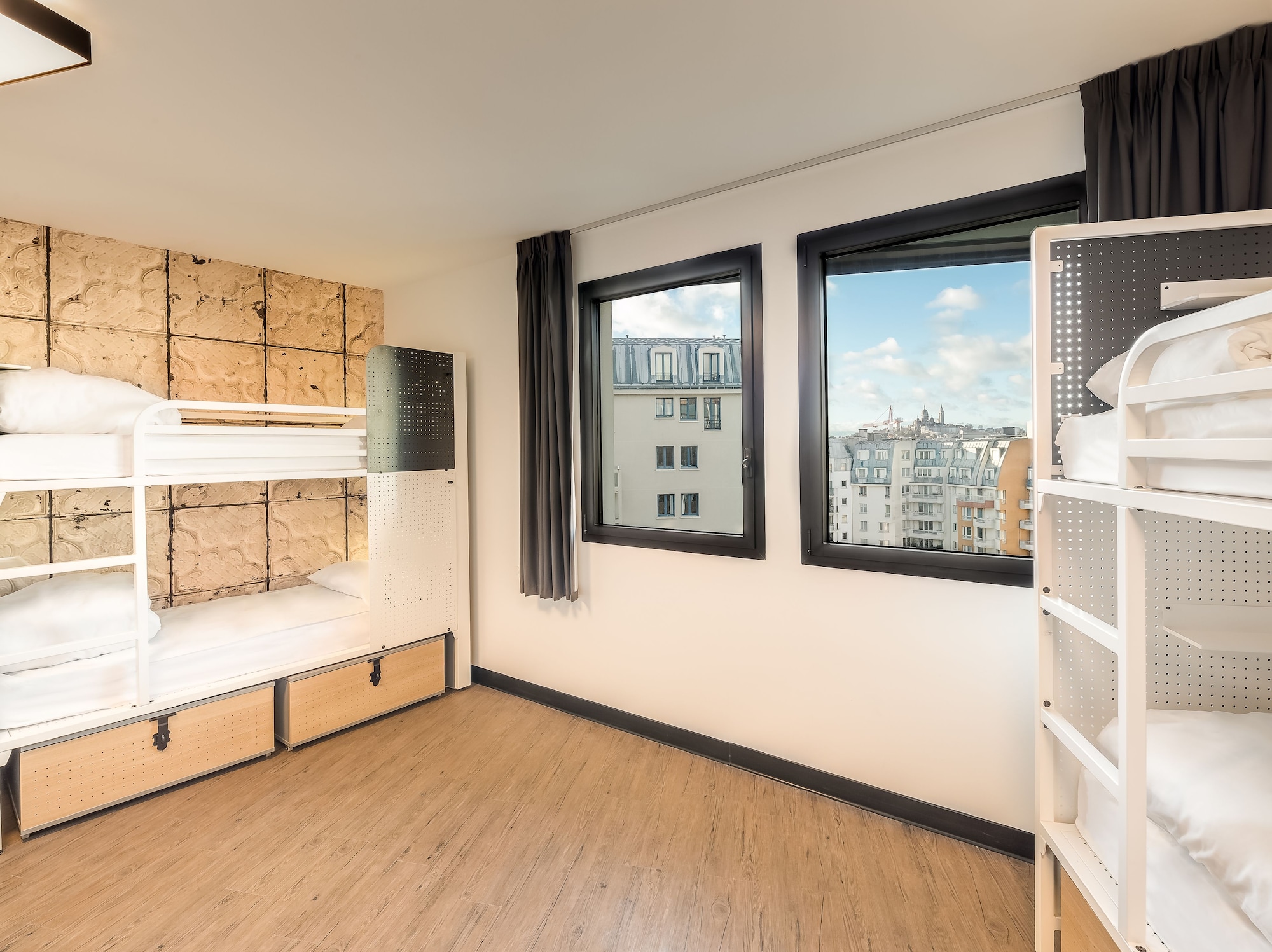 Private, 4 Beds, 2 Bunk Beds
