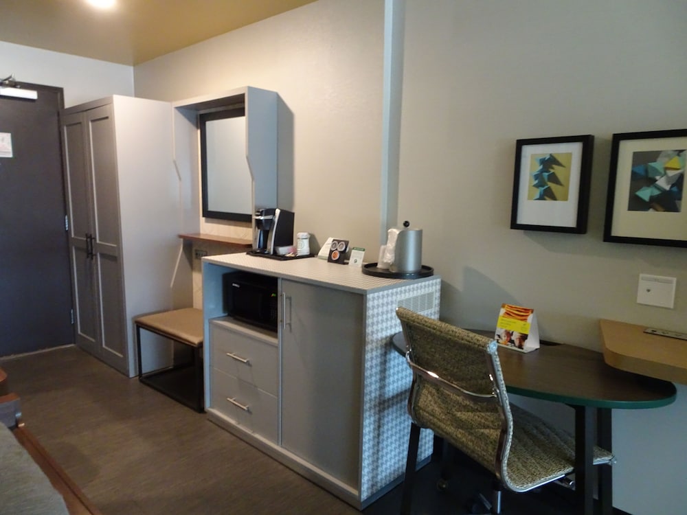 Holiday Inn Jonesboro 43/50