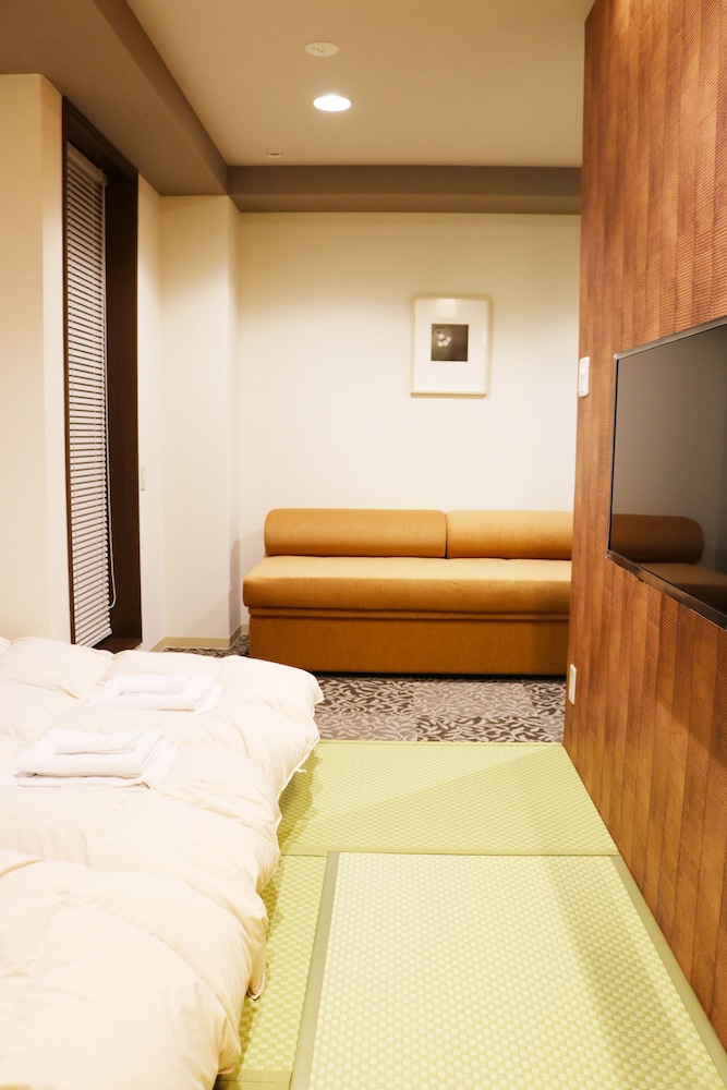 Osaka Sakurako Namba 22/50