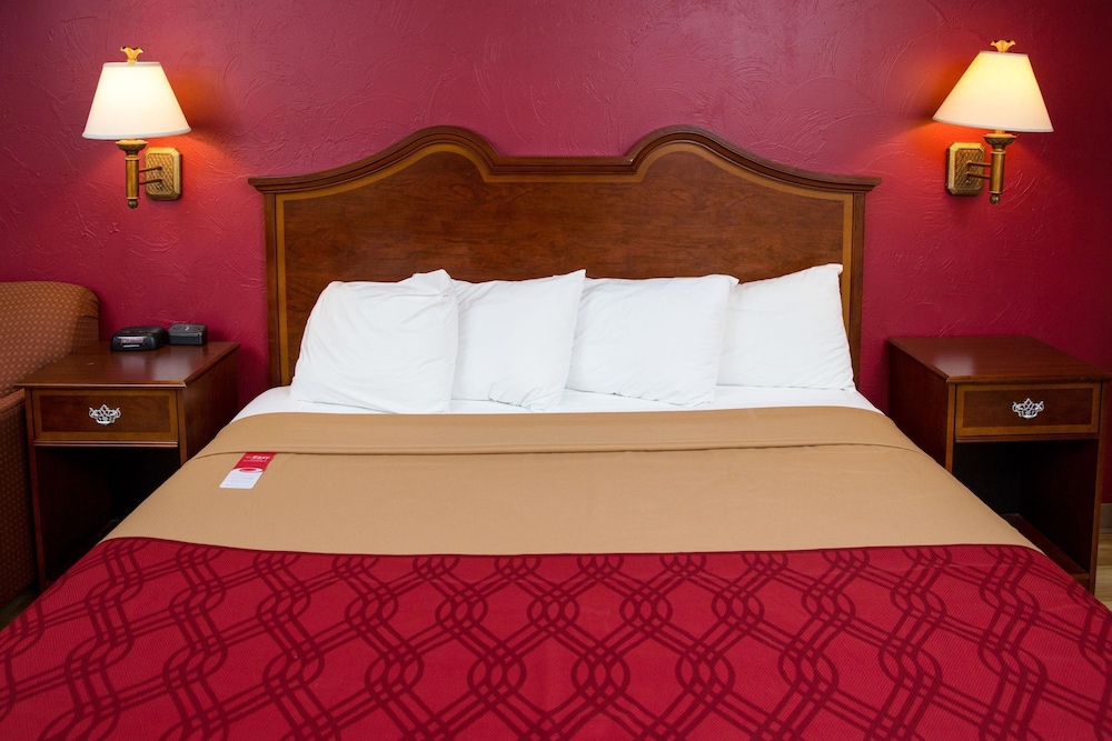 Econo Lodge Sturbridge Route 20 15/49