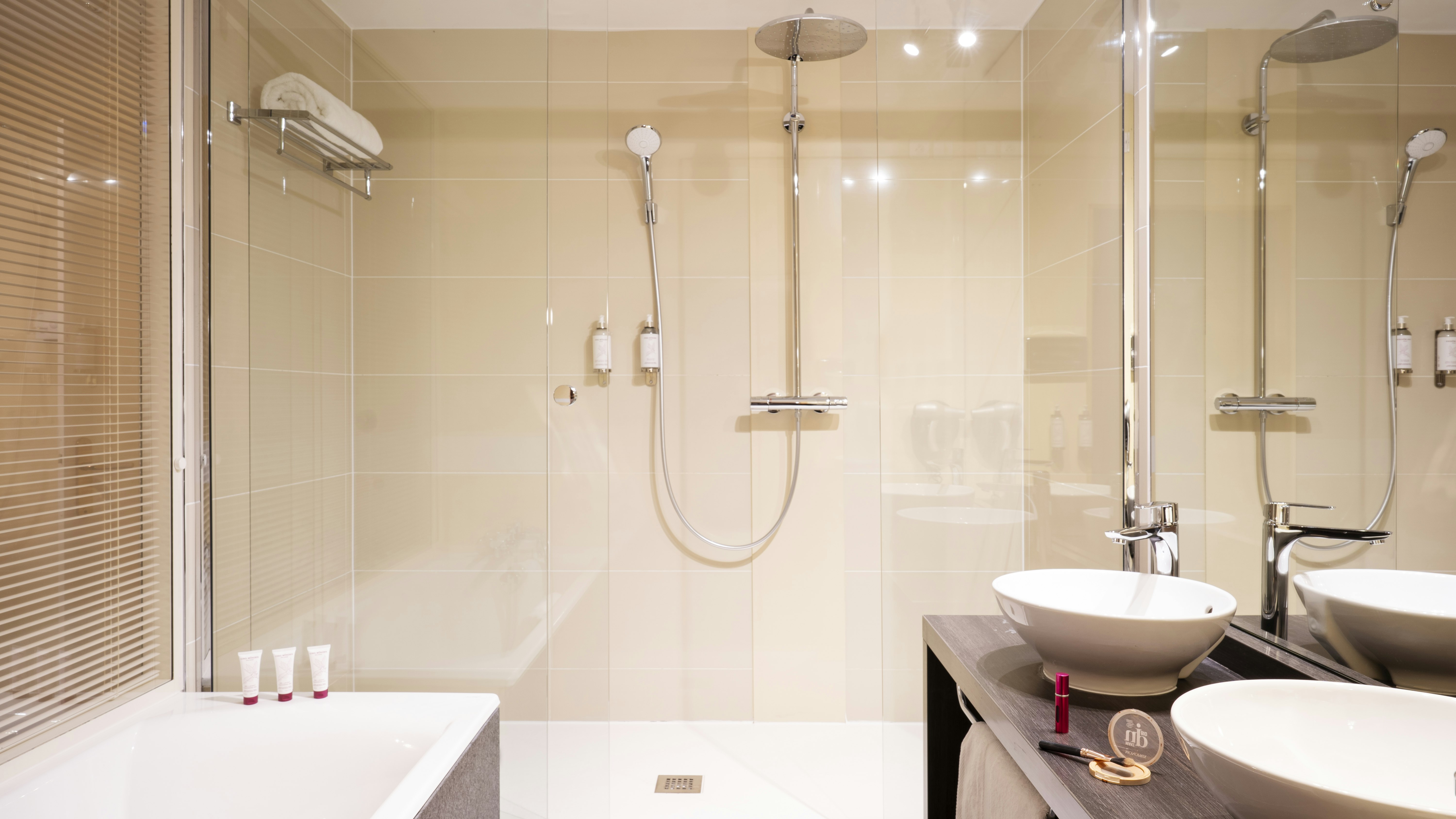 Residhome Suites Paris Senart 70/72
