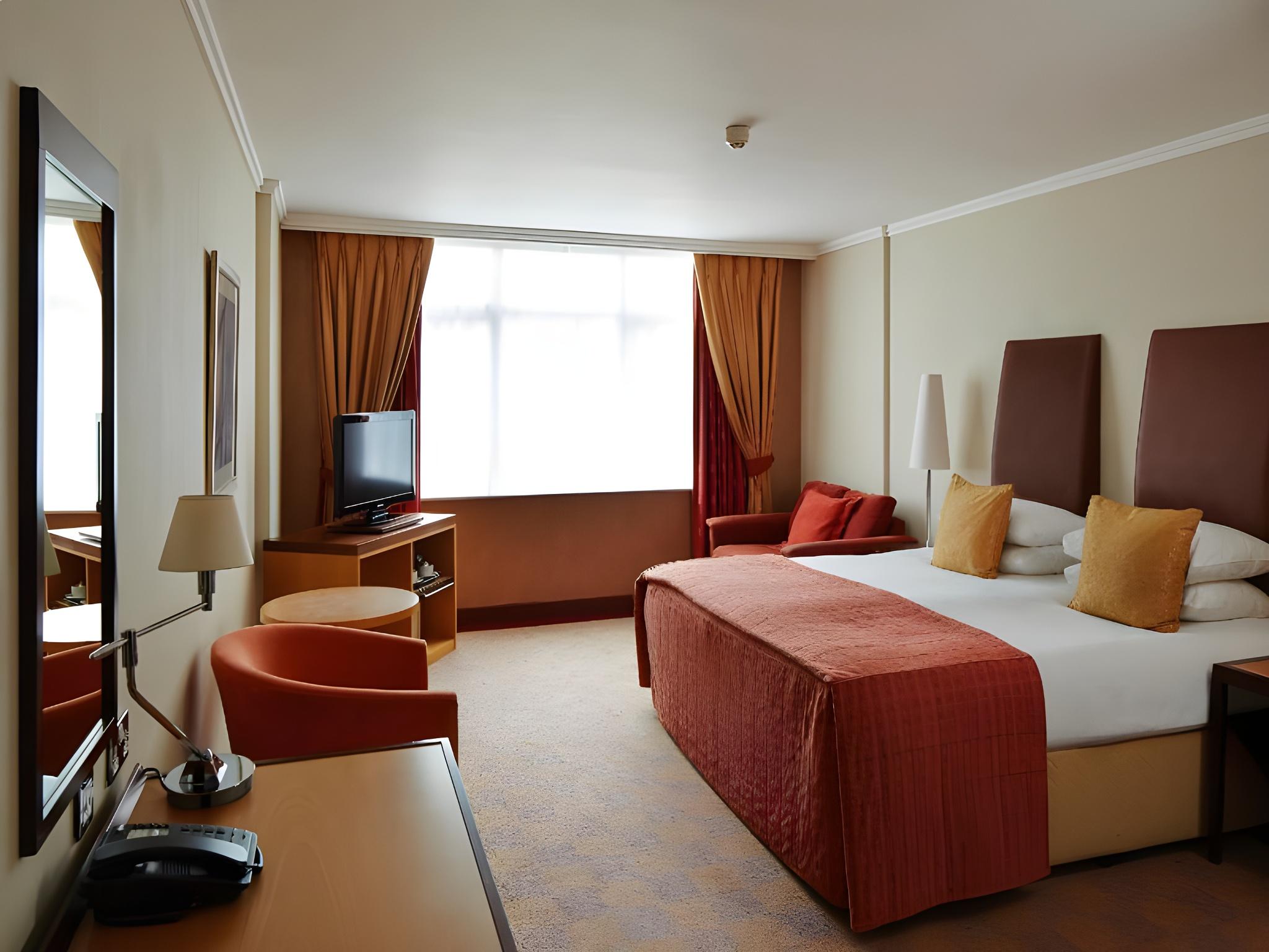 Standard, King Bed