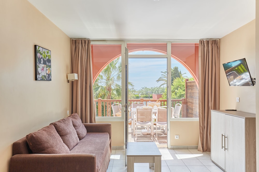 Residence Odalys Du Golfe 12/50
