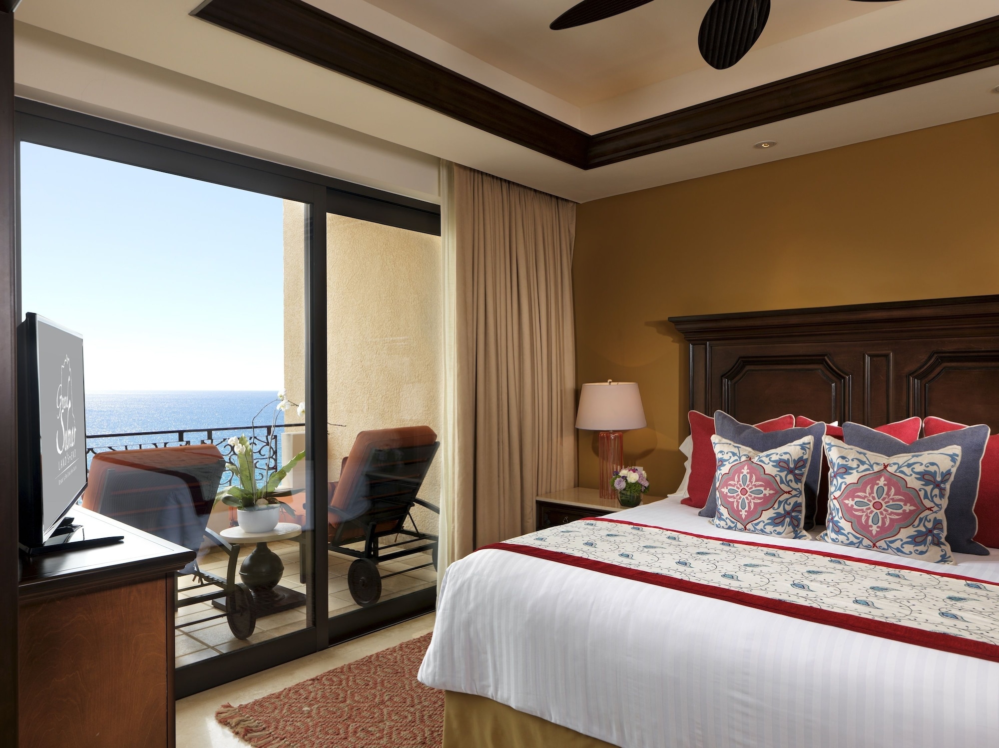 1 Bedroom, Grand, Suite, King Bed, Queen Murphy Bed