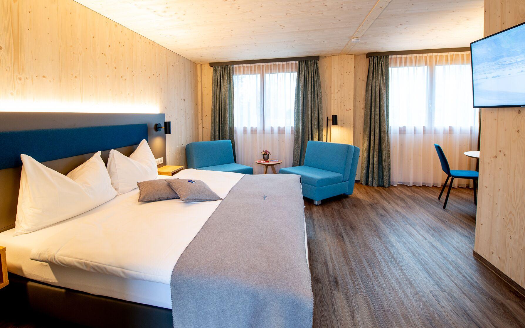Deluxe, Suite, Queen Bed