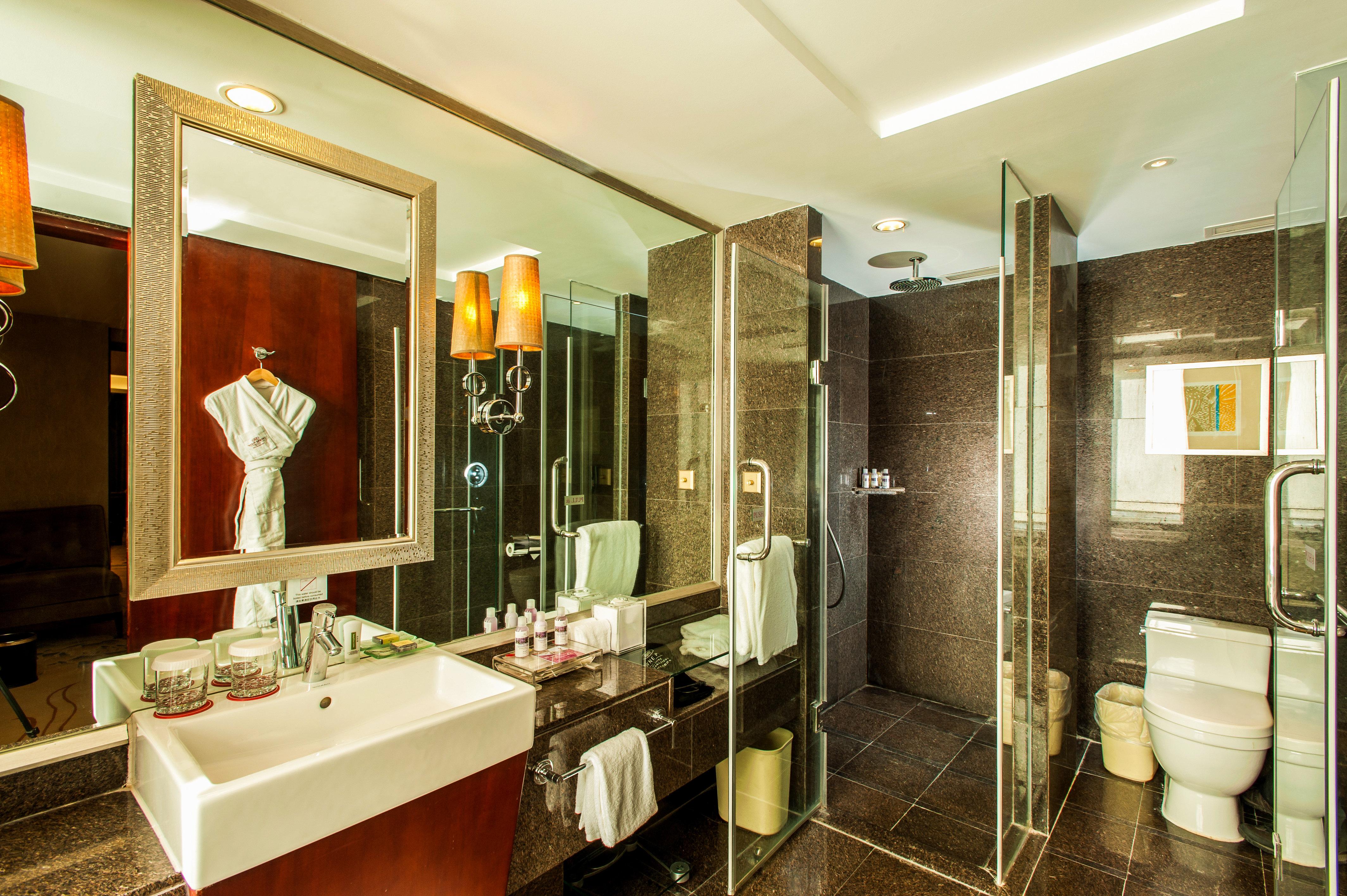 غرفة قياسية بسريرين منفصلين، Crowne Plaza Beijing Zhongguancun 2/2