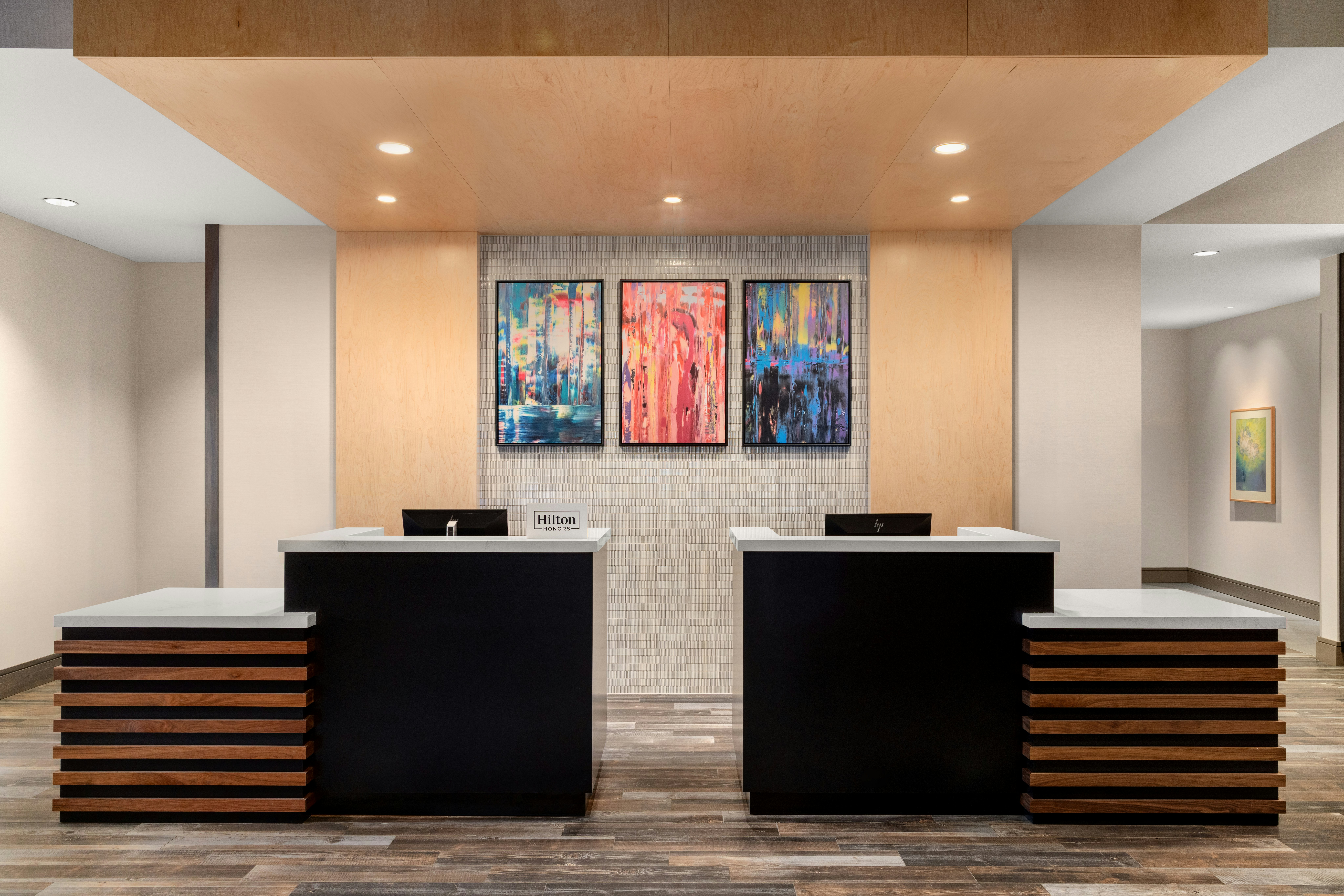 Hilton Garden Inn Burlington Downtown 8/73