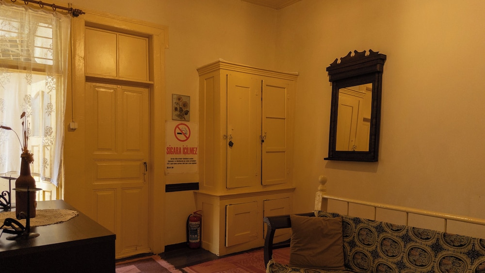 Antikhan Butik Otel 46/60