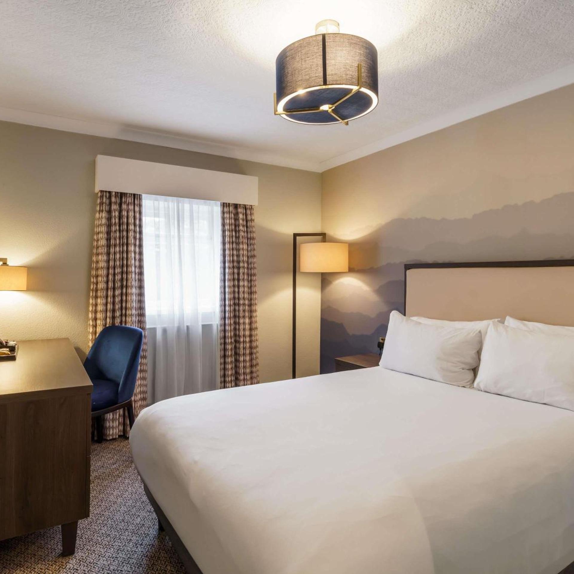 Standard, Convertible Double Bed