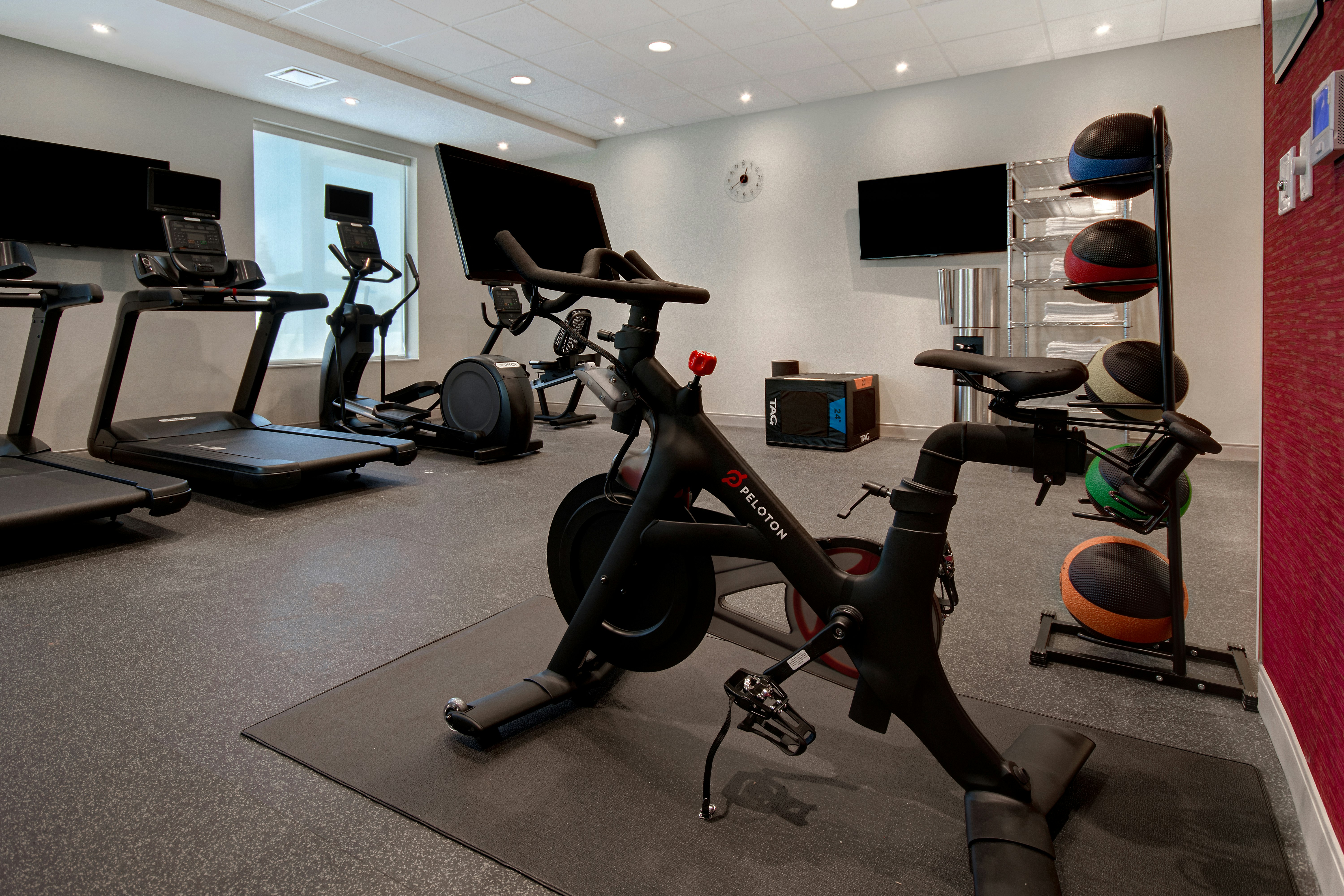 Home2 Suites by Hilton Garden Grove Anaheim 9/21