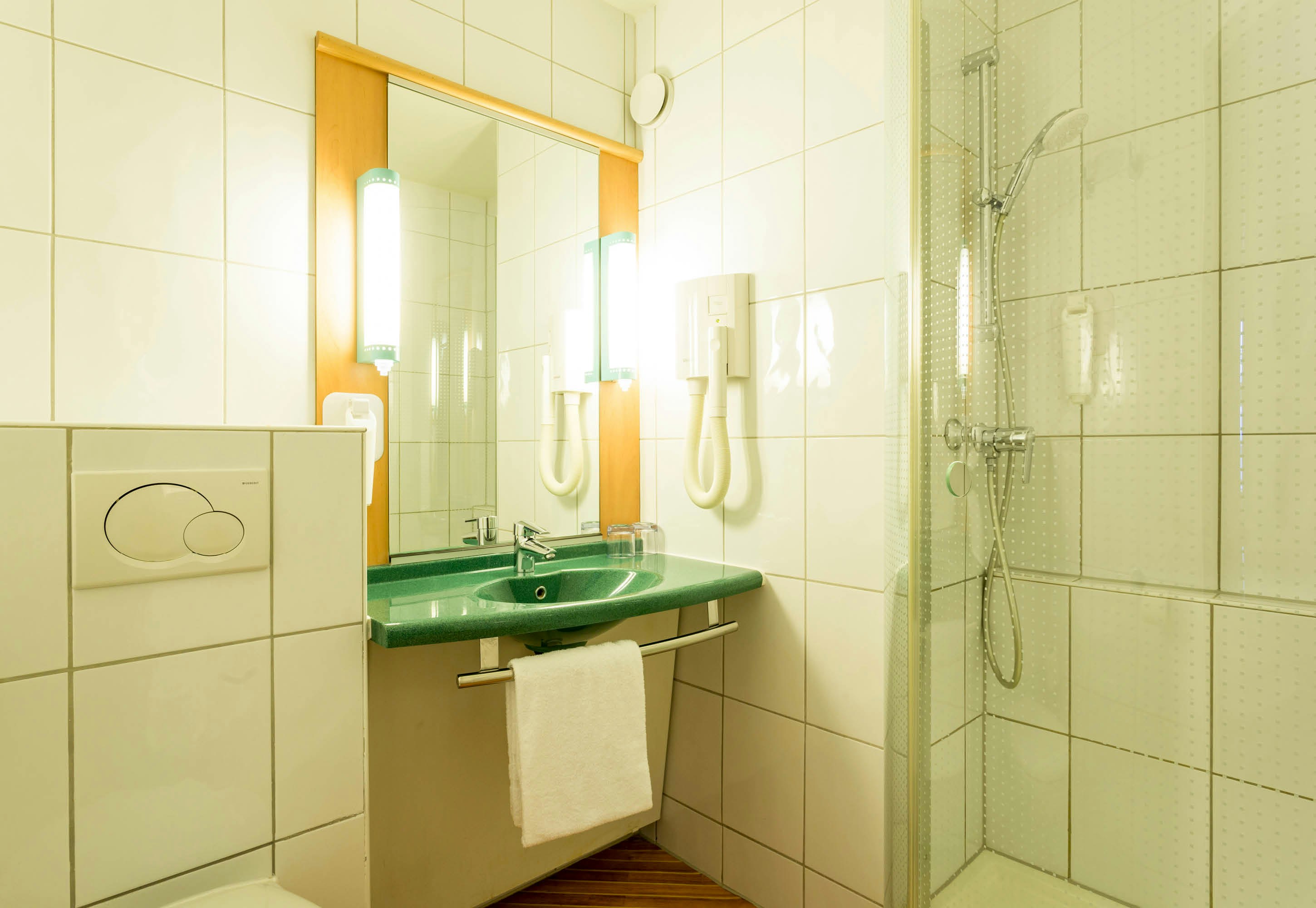 B&B Hotel Saint Witz 15/15