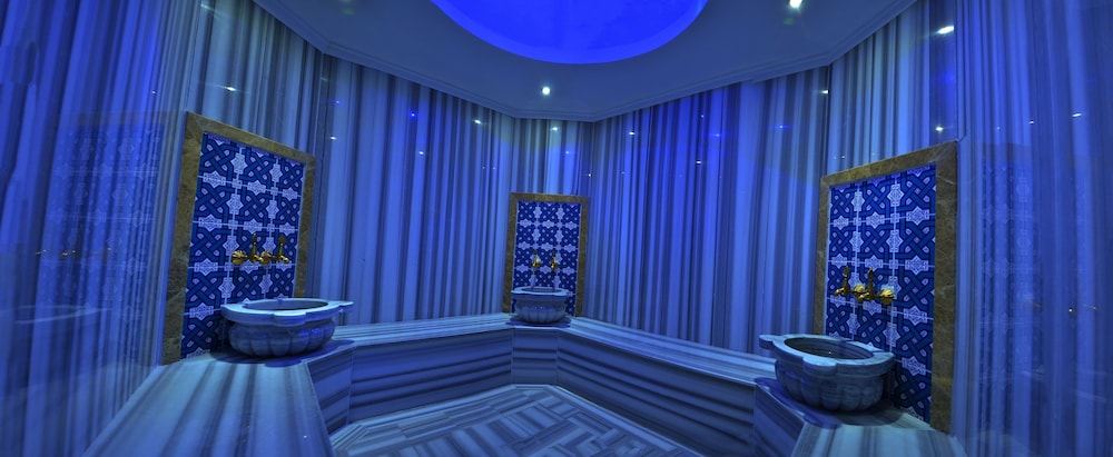 ADRANOS HOTEL 41/62