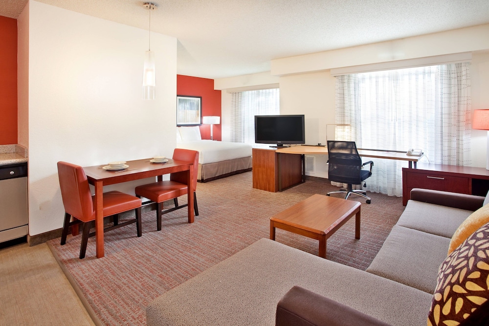 Residence Inn Austin Round Rock 16/32