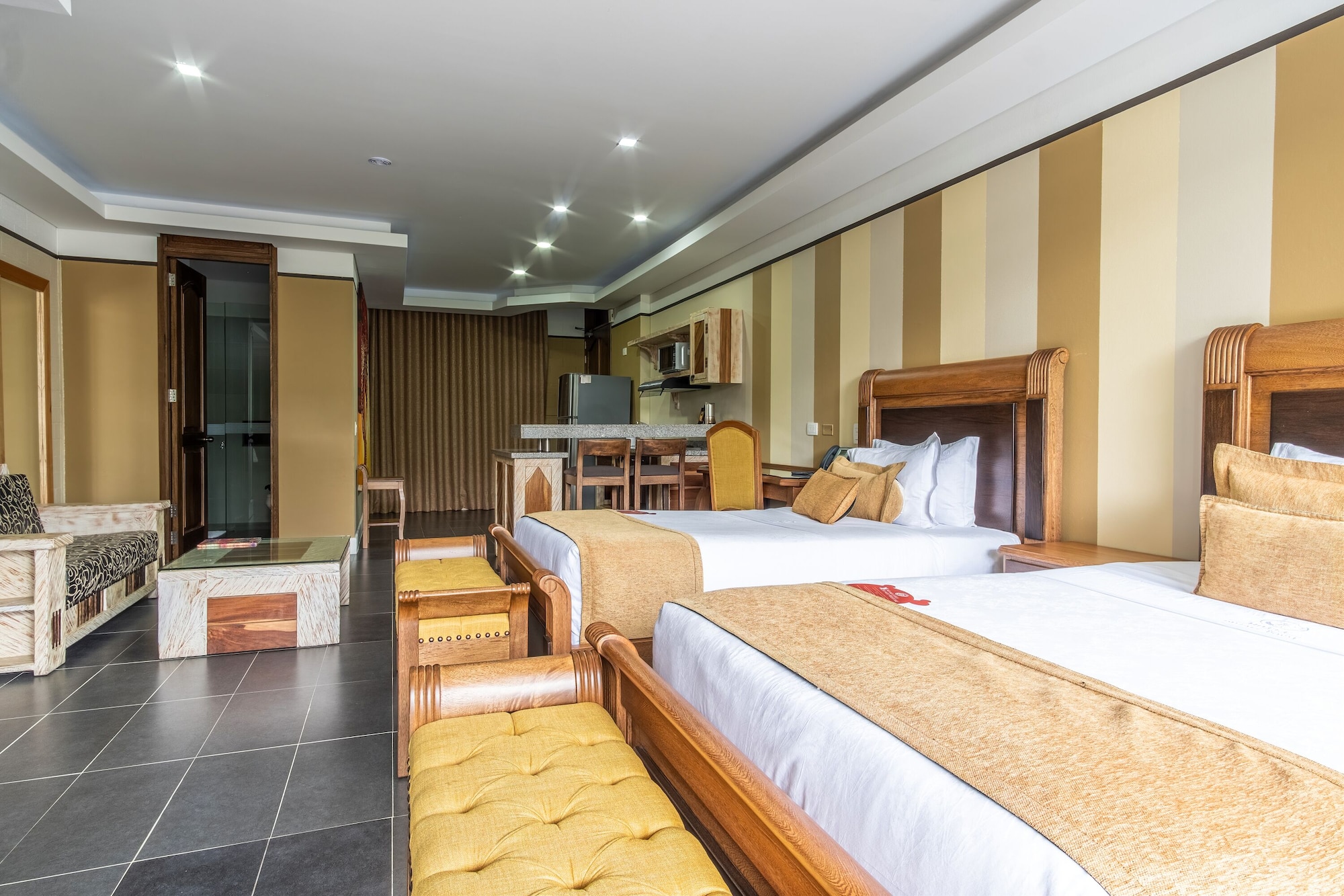 SUPERIOR, TWIN BEDS