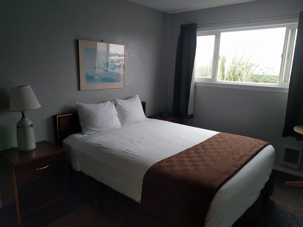 Ocean Shores Inn Suites 13/49