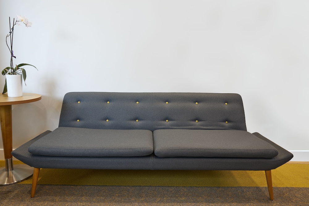 Max Serviced Apts Farnborough 34/58