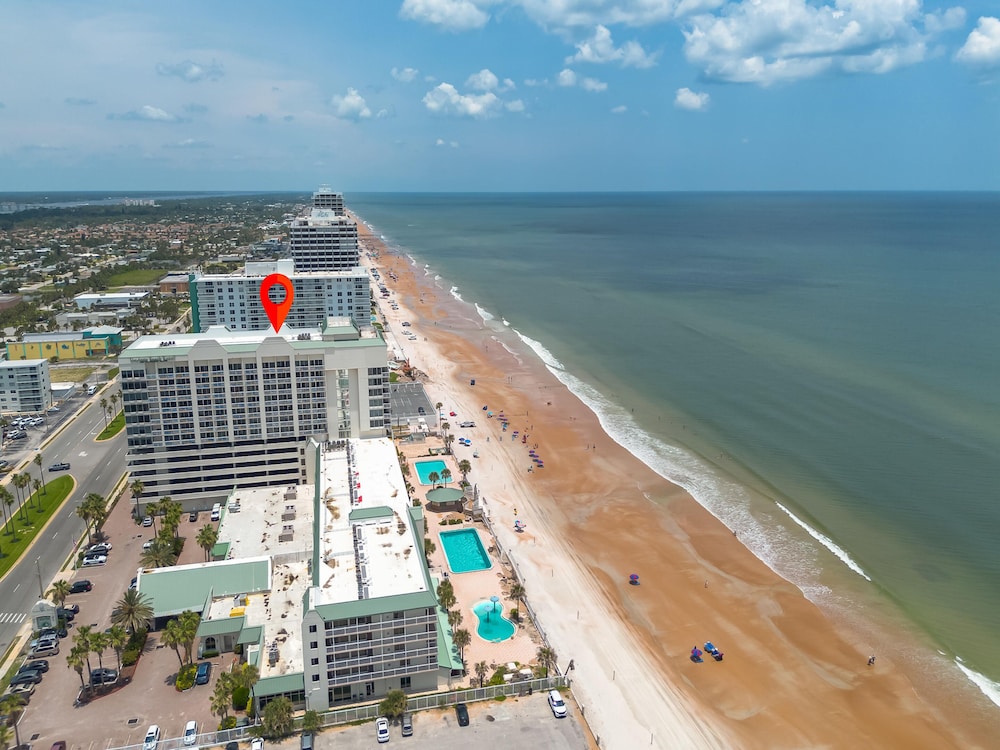 Daytona Beach Resort Conference Center 51/55