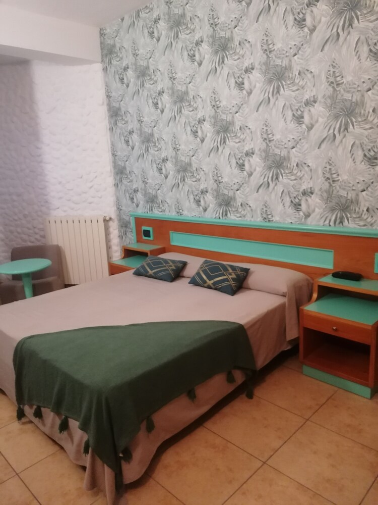 Hotel Esperia 6/45