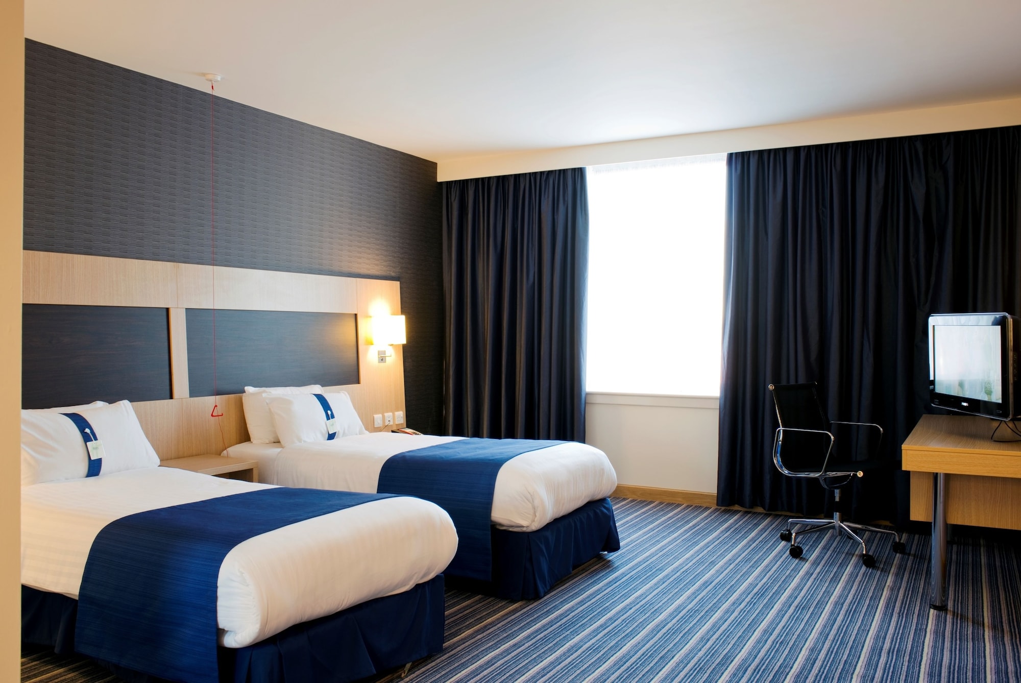 Standard, Twin Beds