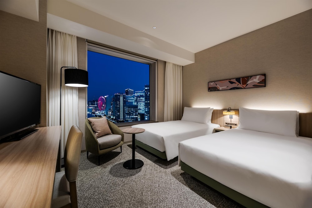 غرفة ديلوكس بسريرين منفصلين بإطلالة على البحر في طابق مرتفع، The Square hotel Yokohama Minatomirai 3/5